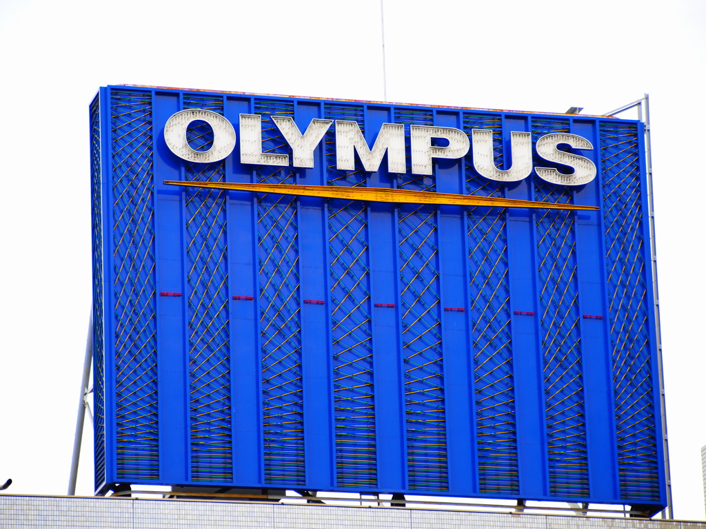 OLYMPUS