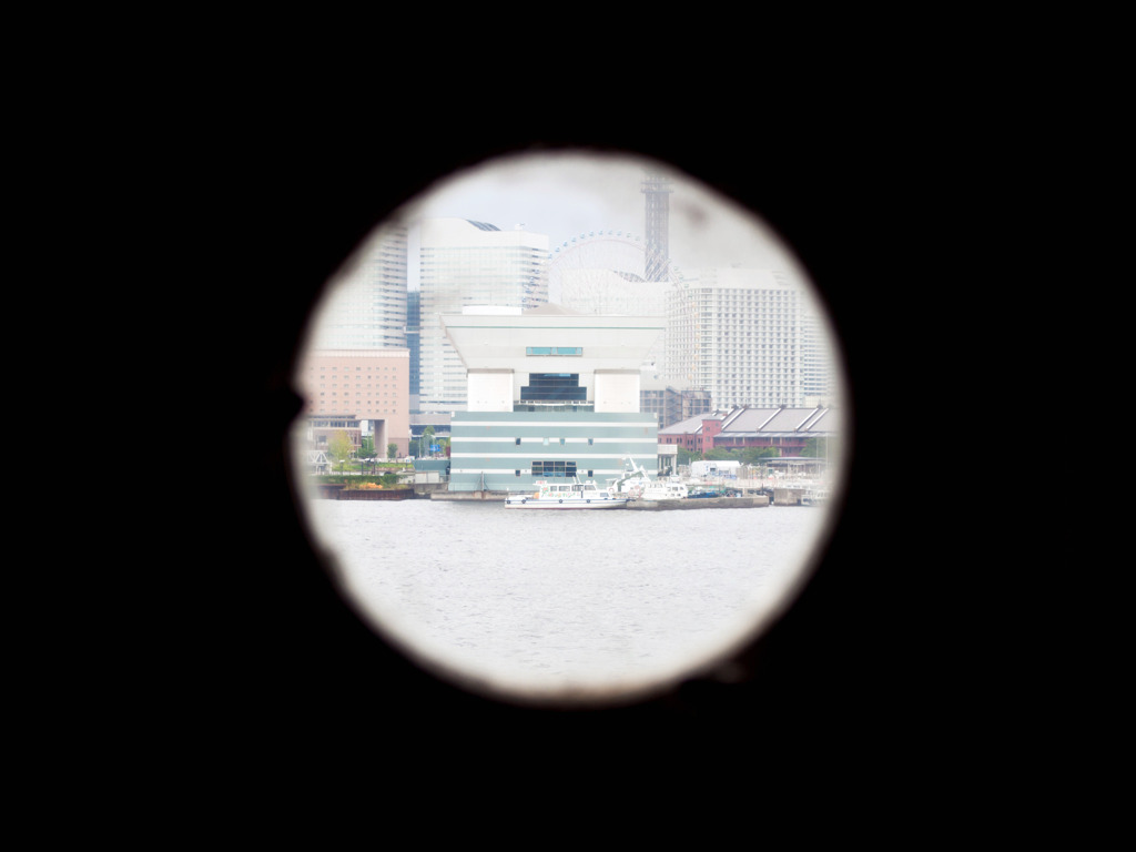 日の丸構図