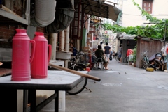 水曜日の路地裏