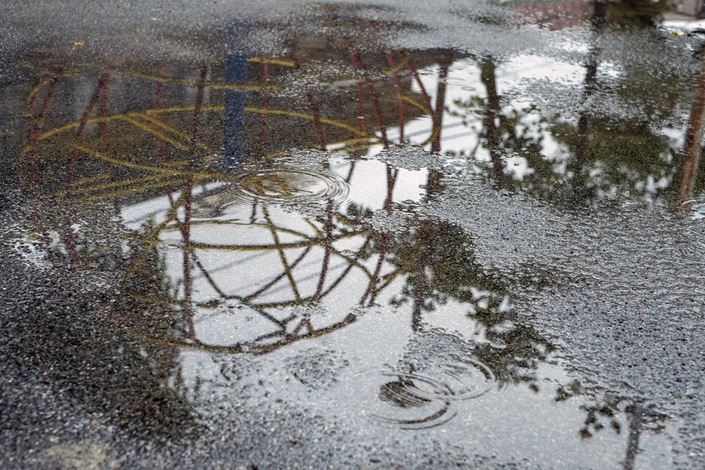 雨ガ空カラ降レバ･･･