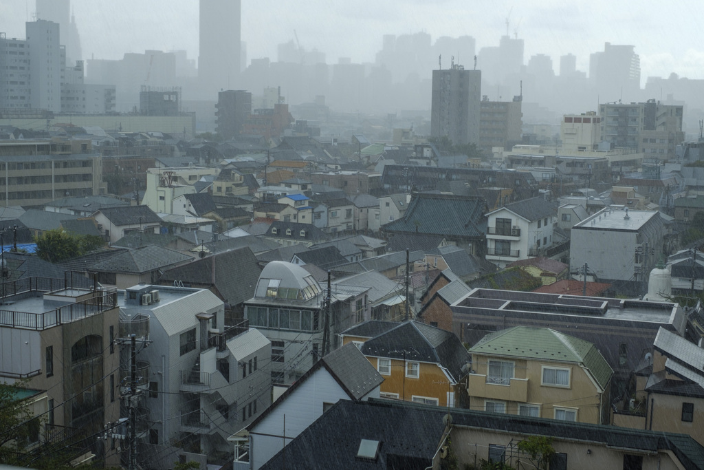 驟雨･･･