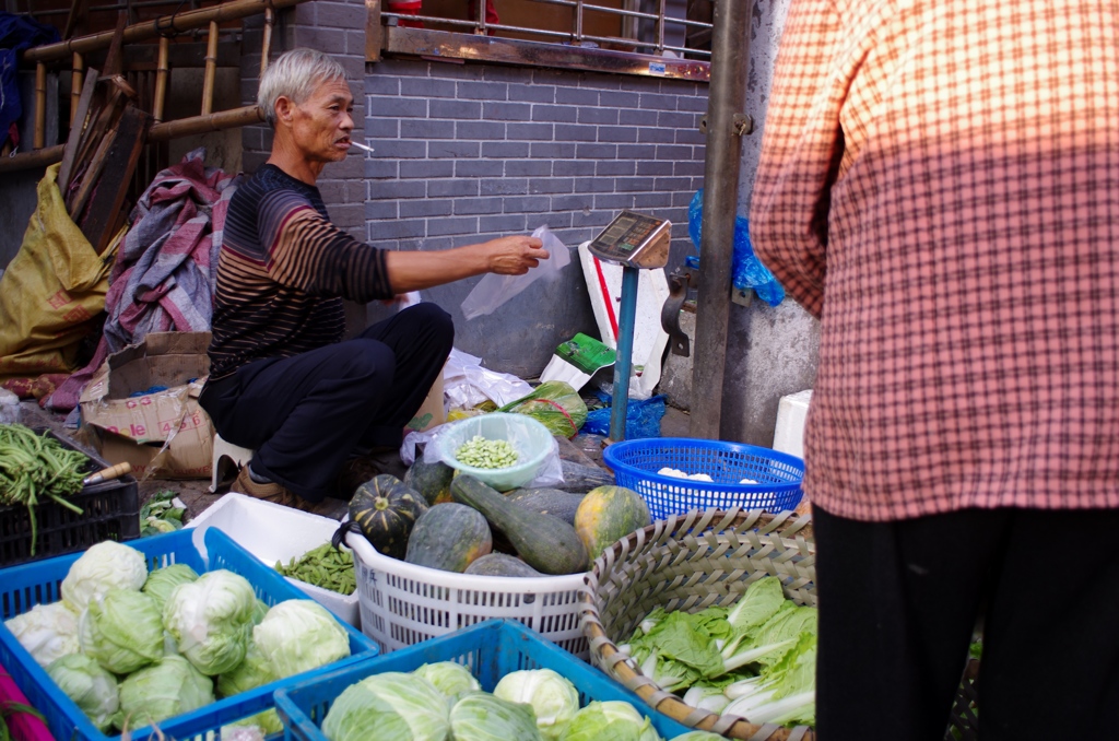 路上市場のヒトビト-③