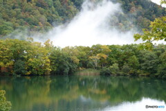 雲湧く