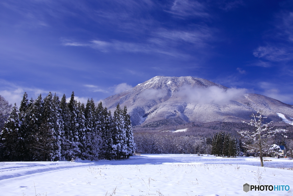 ふるさとの山　黒姫山