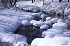雪の影　その３