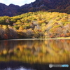 鏡池秋景