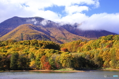 飯縄山秋景