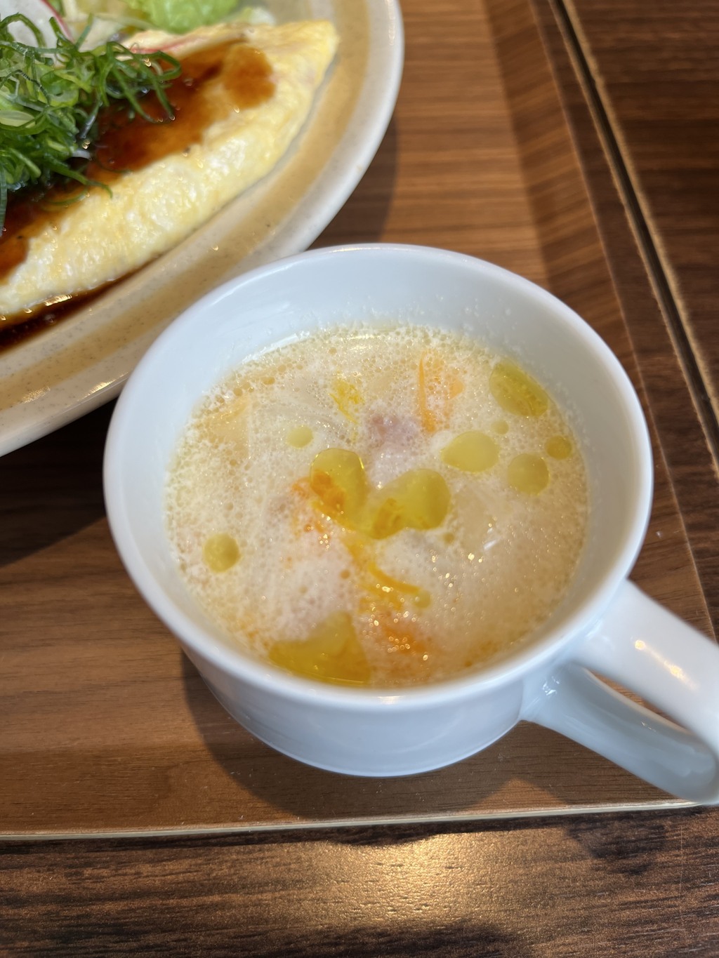 ハート型オイル｜スープ