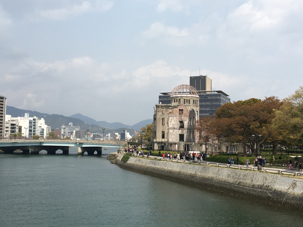 Hiroshima A-bomb Dome & Motoyasu Riv.