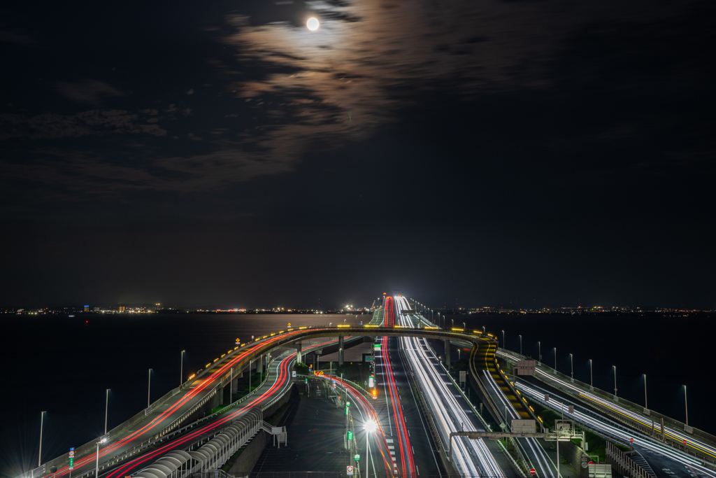 アクアラインと月夜