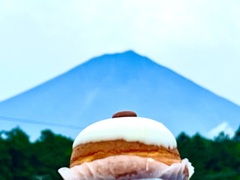 お菓子庵田子の月　富士山頂からの富士山