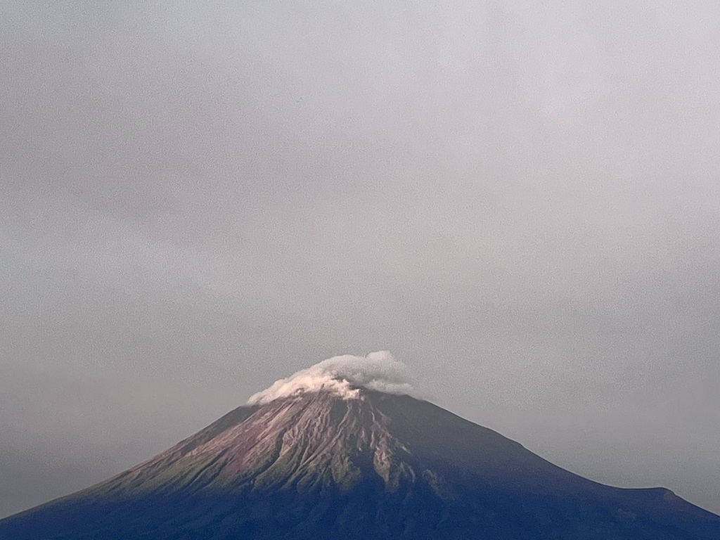 夕暮れの富士山