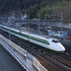 新幹線E2系200系国鉄カラー車、引退運行　上毛高原駅付近