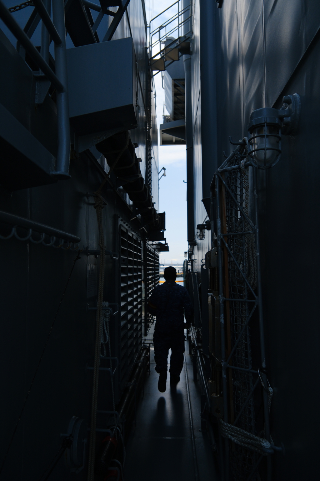 走る自衛官