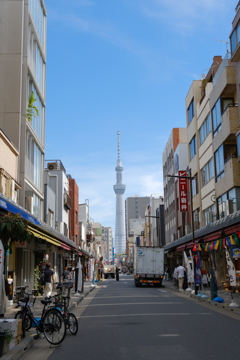 東京スカイツリーの見える通り