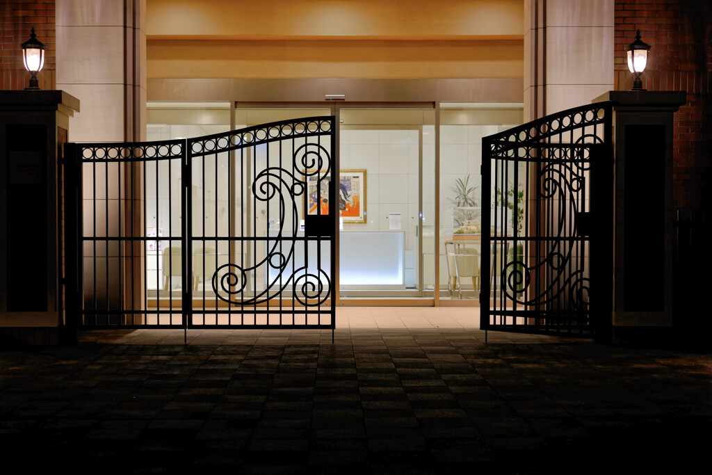 門