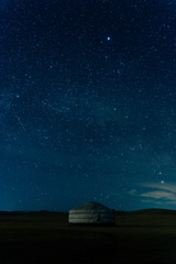 モンゴルの大平原の夜空