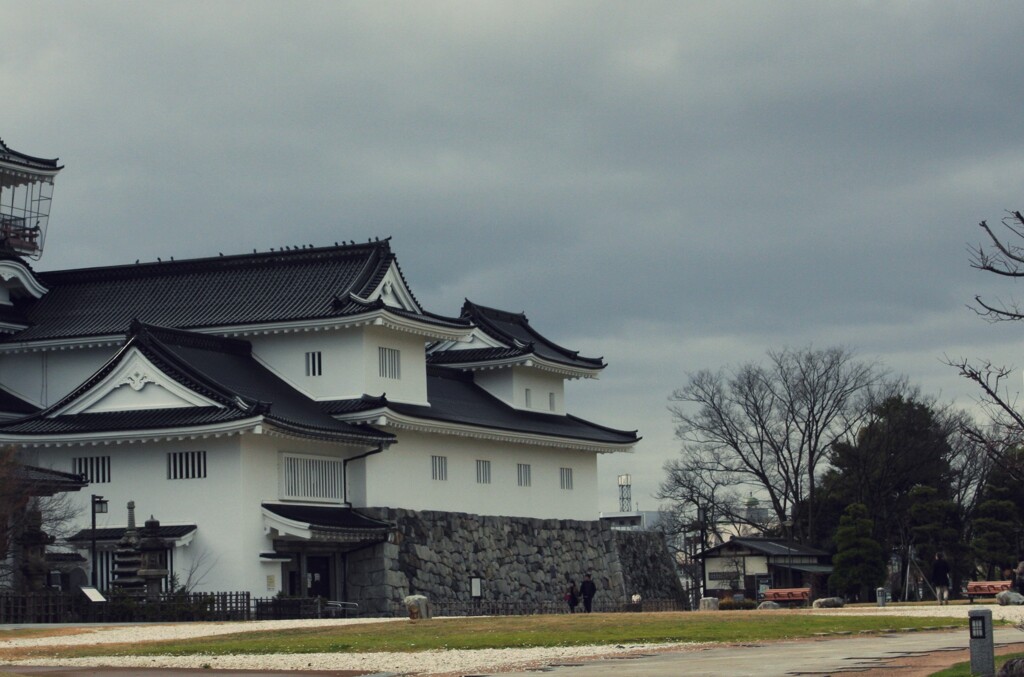 城