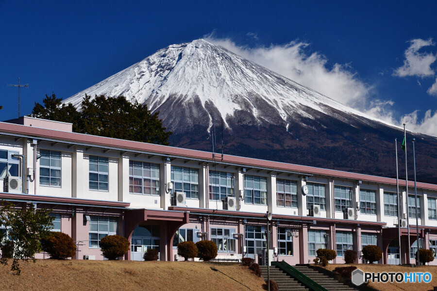 上井出小学校にて