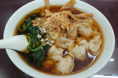 ワンタン麺
