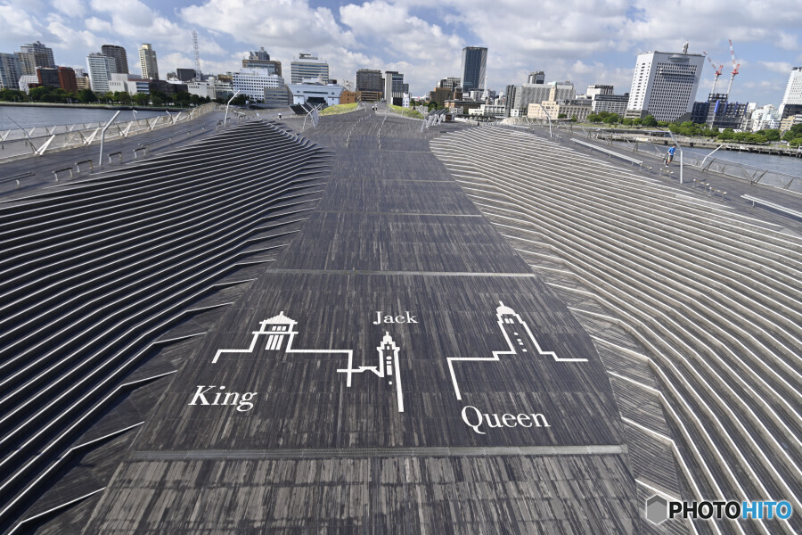 くじらのせなかにて