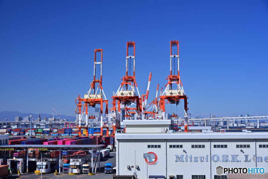 横浜港シンボルタワー