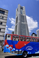 スカイダックとランドマークタワー