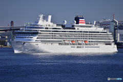 飛鳥Ⅲ 横浜港へ入港-4