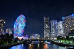 夜のみなとみらい