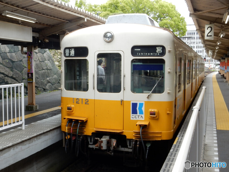 琴電1200形