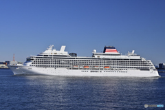 飛鳥Ⅲ 横浜港へ入港-10