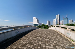 アーチ橋にて