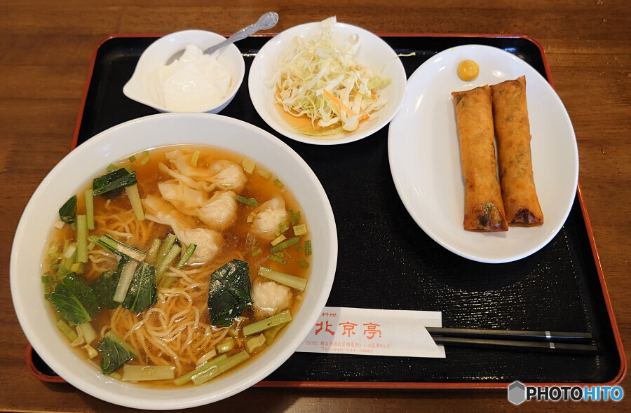 エビワンタンメンと春巻きセット