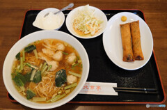 エビワンタンメンと春巻きセット