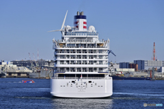 飛鳥Ⅲ 横浜港へ入港-13