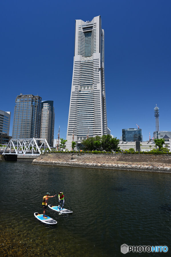 北仲通北第一公園付近にて