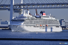 飛鳥Ⅲ 横浜港へ入港-1