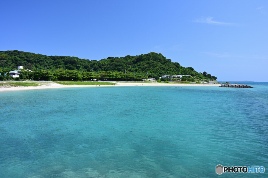 浜比嘉ビーチにて