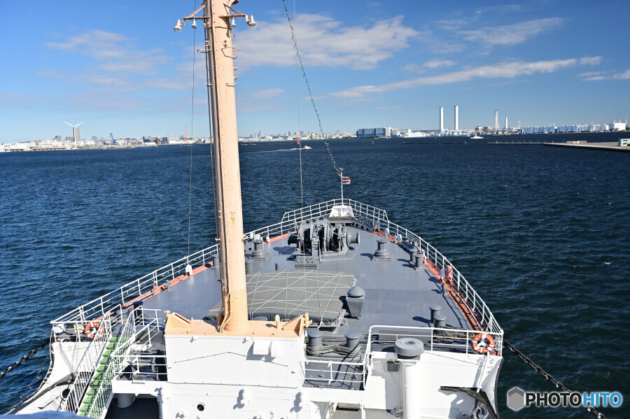 氷川丸艦橋にて