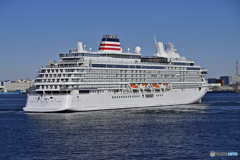 飛鳥Ⅲ 横浜港へ入港-16