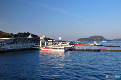 松山観光港にて