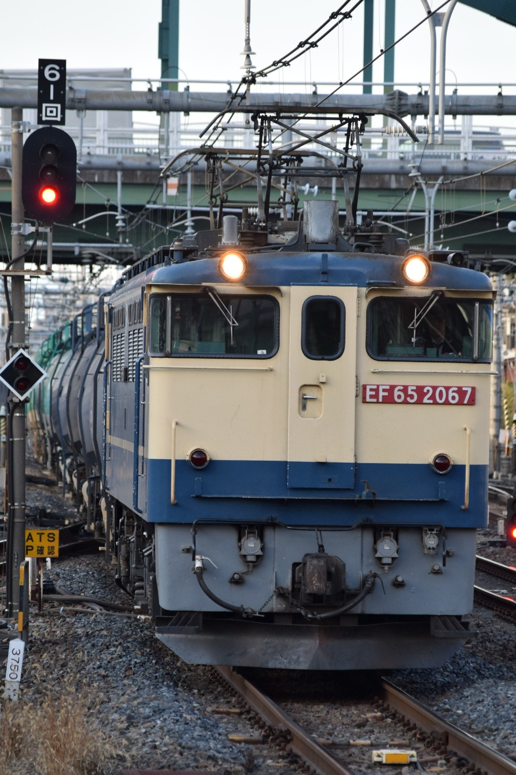 貨物列車を面縦で｢弌｣