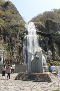 白銀の滝