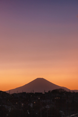 250226_薄暮の富士山