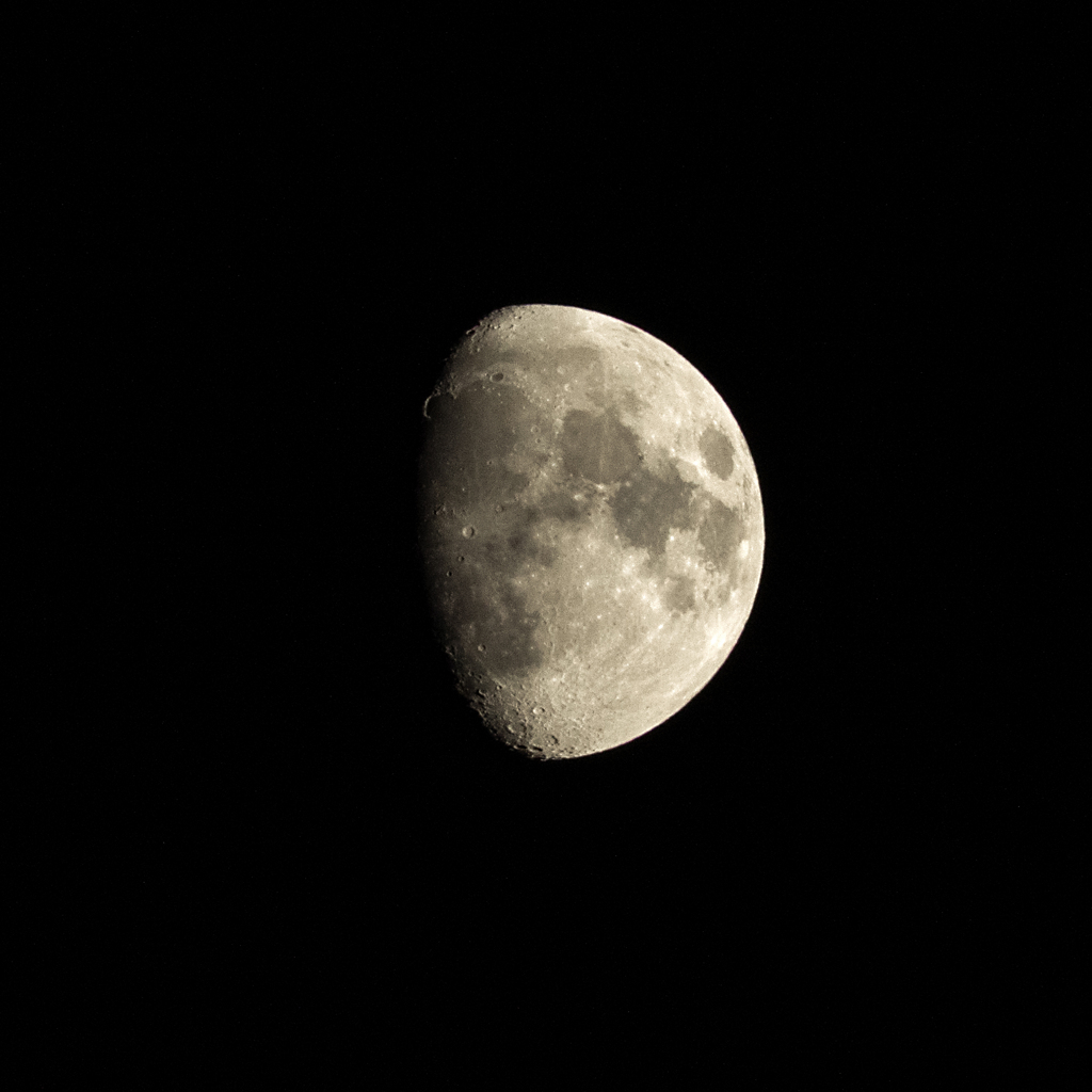 250804_今夜の月