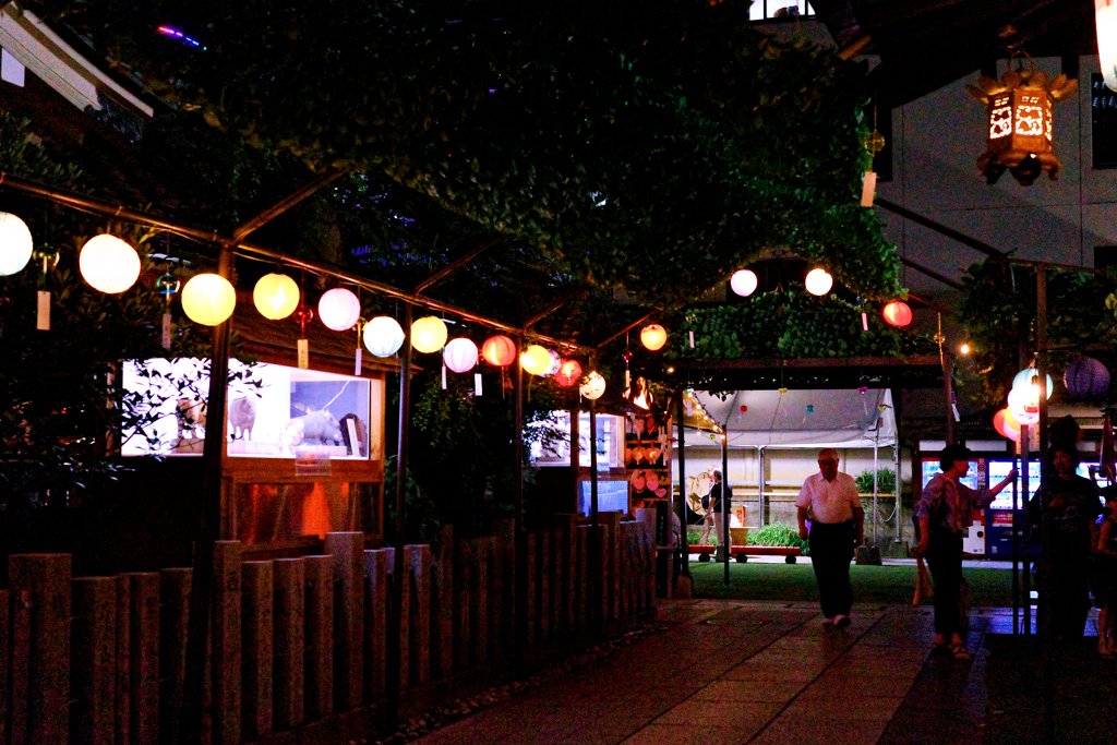 北区梅田曾根崎お初天神