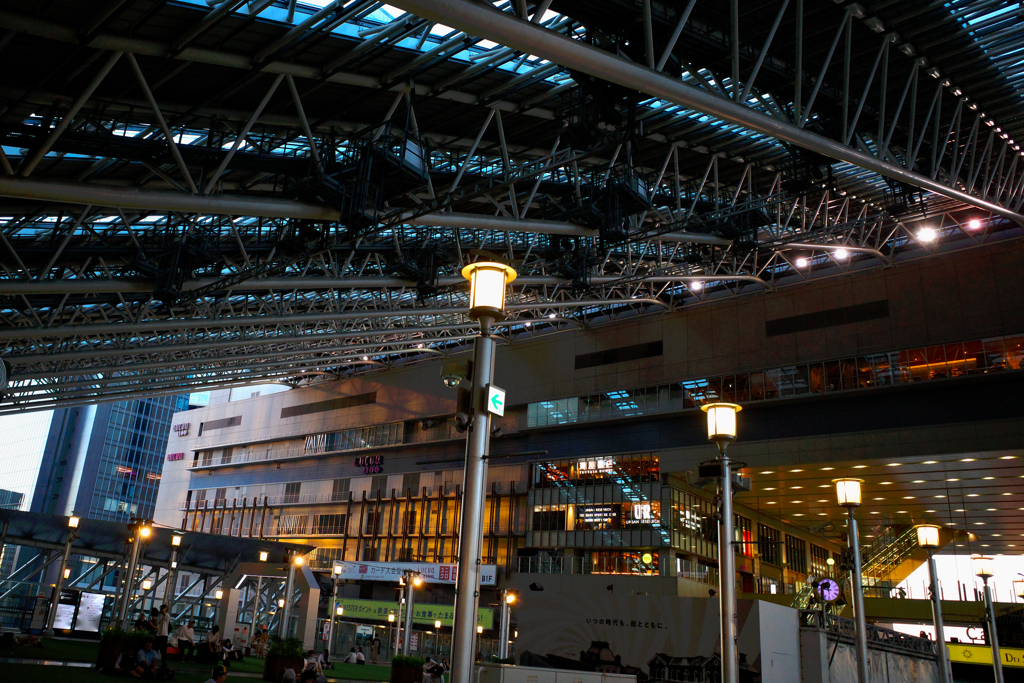 JR大阪駅時空の広場大屋根