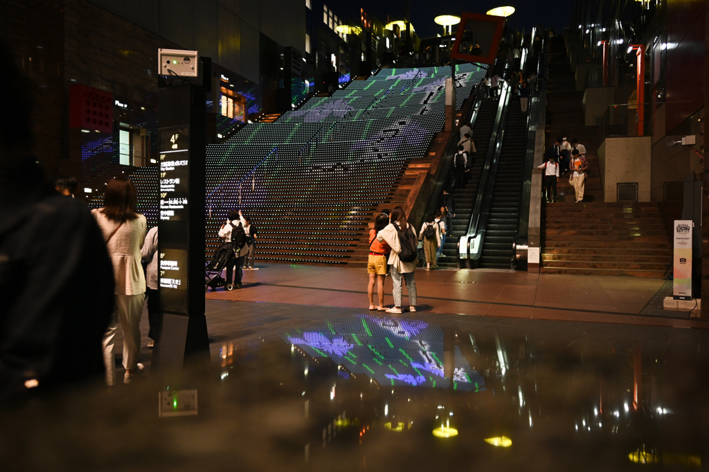京都駅ビル　大階段イルミ
