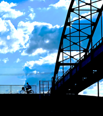 水道橋とバイク