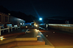 大津SA夜の展望デッキ